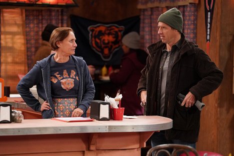 Laurie Metcalf, Nat Faxon - The Conners - Adding Insult to Injury - De la película