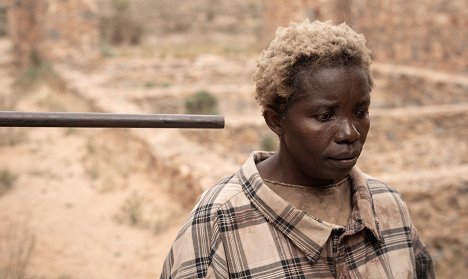Mwajemi Hussein - The Survival of Kindness - Filmfotos