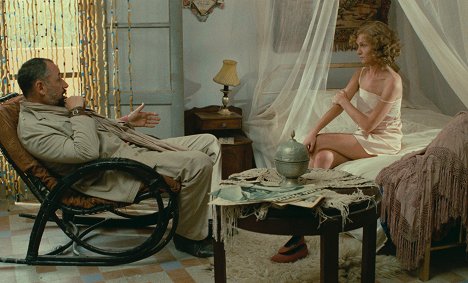 Philippe Noiret, Isabelle Huppert - Čistka - Z filmu