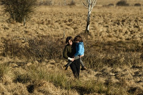 Susanne Wolff, Elia Gezer - Geborgtes Weiß - Filmfotók