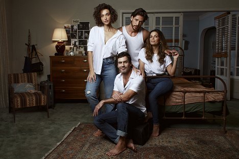 Débora Nascimento, Nikolas Antunes, Ângelo Rodrigues, Emanuelle Araújo - Mirada indiscreta - Promoción