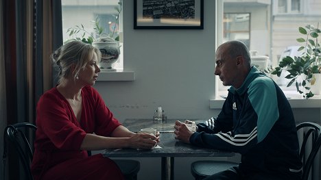 Alma Pöysti, Malin Krastev - The Good Driver - Van film