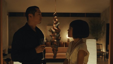 Steven Yeun, Ali Wong - Bronca - Soy una jaula - De la película