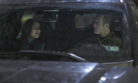 Dania Ramirez, Scott Caan - Alert - Max - Filmfotos