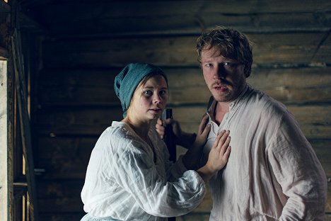 Amanda Jansson, Linus Troedsson - Myrskyluodon Maija - Filmfotók