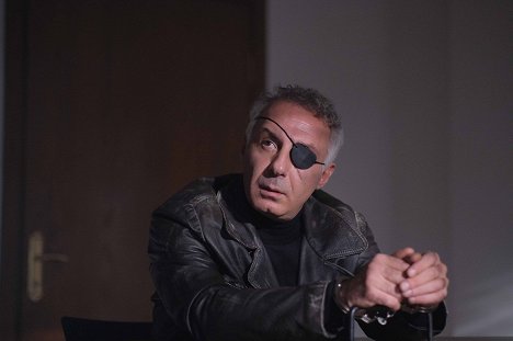 Ahmet Saraçoğlu - Ateş Kuşları - De la película