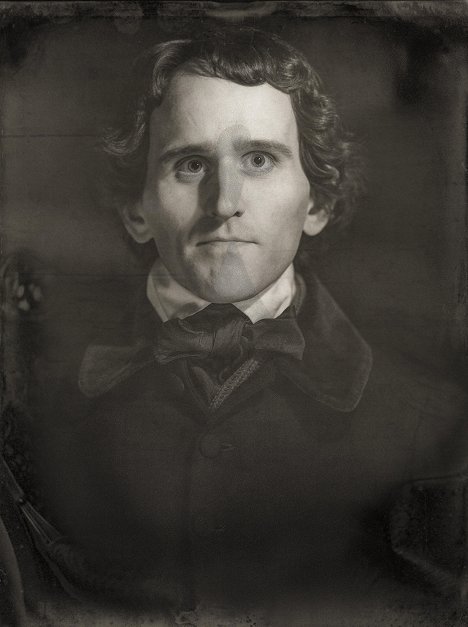 Harry Melling - Der denkwürdige Fall des Mr Poe - Werbefoto