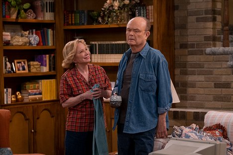 Debra Jo Rupp, Kurtwood Smith - That '90s Show - Step by Step - Photos