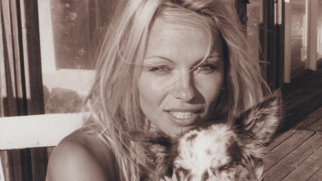 Pamela Anderson - Pamela: Historia miłosna - Z filmu