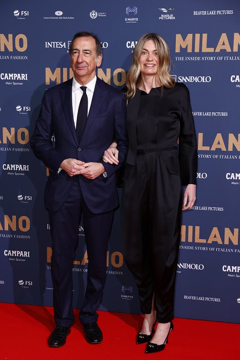 "Milano: The Inside Story Of Italian Fashion" Red Carpet Premiere - Giuseppe Sala - Milano: The Inside Story of Italian Fashion - Z akcií