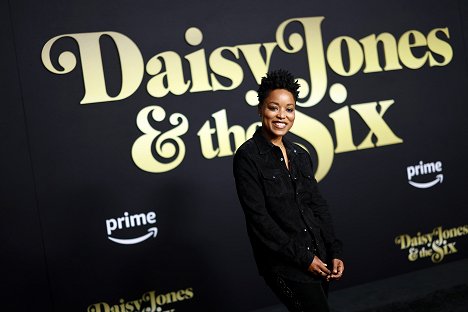 Daisy Jones & The Six Los Angeles Red Carpet Premiere and Screening at TCL Chinese Theatre on February 23, 2023 in Hollywood, California - Ayesha Harris - Daisy Jones & the Six - Z akcií