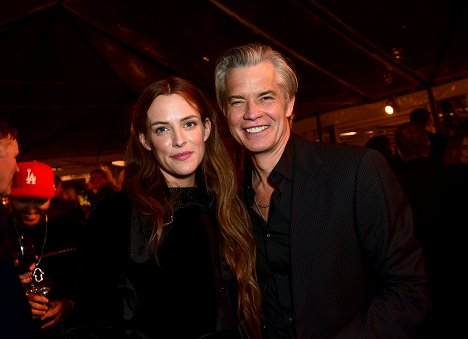 Daisy Jones & The Six Los Angeles Red Carpet Premiere and Screening at TCL Chinese Theatre on February 23, 2023 in Hollywood, California - Riley Keough, Timothy Olyphant - Daisy Jones & the Six - De eventos