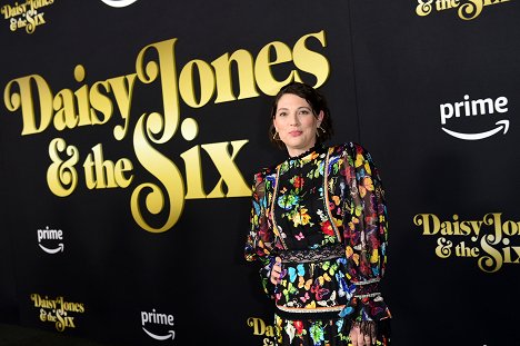Daisy Jones & The Six Los Angeles Red Carpet Premiere and Screening at TCL Chinese Theatre on February 23, 2023 in Hollywood, California - Taylor Jenkins Reid - Daisy Jones & the Six - Events