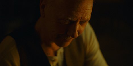 Mikael Persbrandt - Poromafia - Hyökkäys - De la película