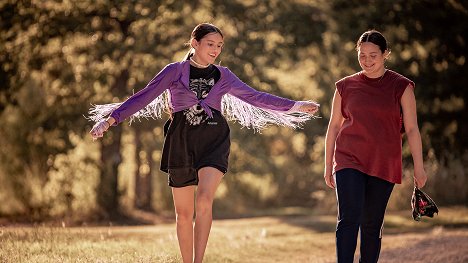 Isabel Deroy-Olson, Lily Gladstone - Fancy Dance - Filmfotók