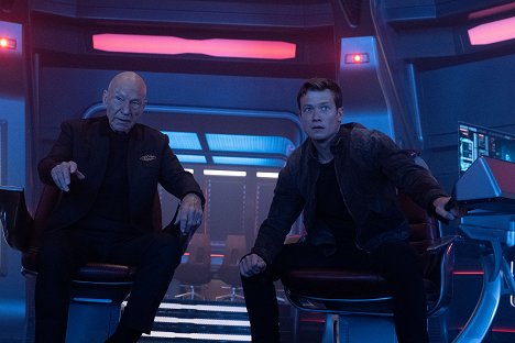 Patrick Stewart, Ed Speleers - Star Trek: Picard - Die Pattsituation - Filmfotos