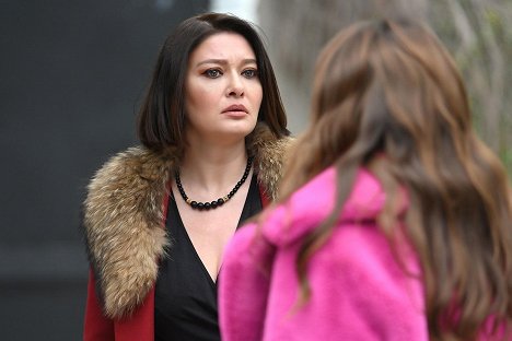 Nurgül Yeşilçay - Veda Mektubu - Episode 3 - Photos