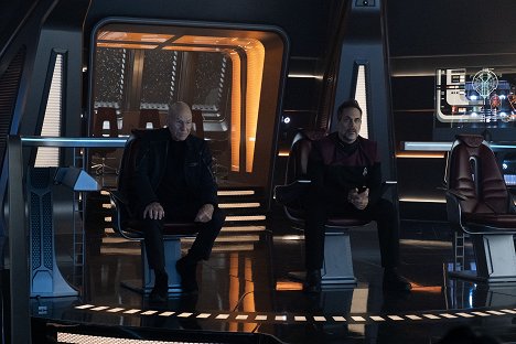 Patrick Stewart, Todd Stashwick - Star Trek: Picard - The Bounty - Photos