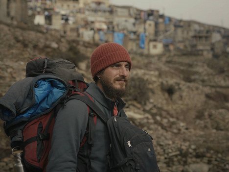 Luca Marinelli - Kahdeksan vuorta - Kuvat elokuvasta