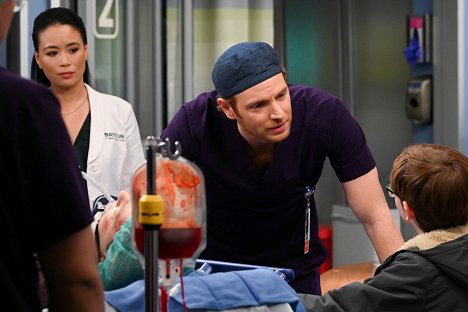 T.V. Carpio, Nick Gehlfuss - Chicago Med - It's an Ill Wind That Blows Nobody Good - Photos