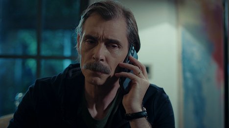 Erdal Beşikçioğlu - Hakim - Episode 10 - Z filmu