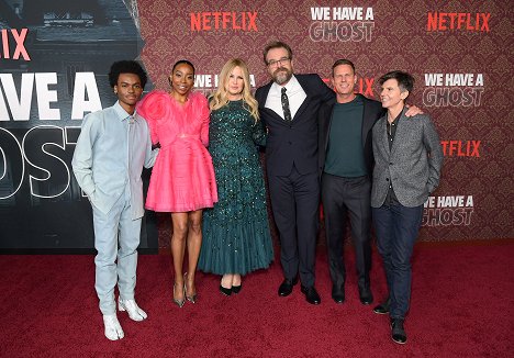 Netflix's "We Have A Ghost" Premiere on February 22, 2023 in Los Angeles, California - Jahi Di'Allo Winston, Erica Ash, Jennifer Coolidge, David Harbour, Christopher Landon, Tig Notaro - We Have a Ghost - Veranstaltungen