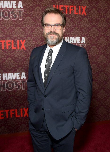 Netflix's "We Have A Ghost" Premiere on February 22, 2023 in Los Angeles, California - David Harbour - Mamy tu ducha - Z imprez