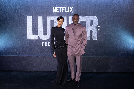 UK World Premiere for Luther: The Fallen Sun at BFI IMAX on March 01, 2023 in London, England - Sabrina Dhowre Elba, Idris Elba - Luther: Pád z nebes - Z akcií