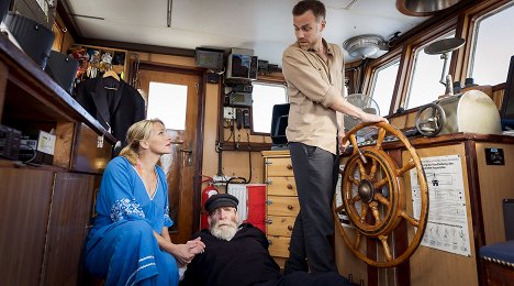 Tanja Wedhorn, Jochen Nickel, Bernhard Piesk - Praxis mit Meerblick - Rügener Sturköpfe - Z filmu