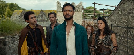 Justice Smith, Chris Pine, Regé-Jean Page, Sophia Lillis, Michelle Rodriguez - Dungeons & Dragons: Honor Among Thieves - Photos