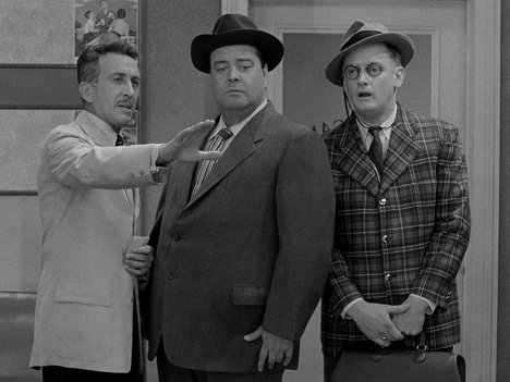 Jackie Gleason, Art Carney - The Honeymooners - A Matter of Life and Death - Photos