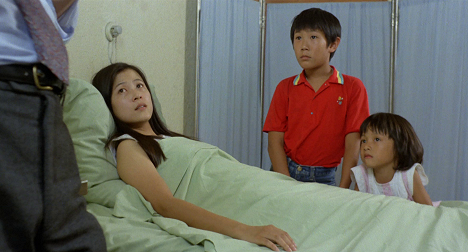 Nai-Chu Ting, Chi-Kuang Wang, Ann Lee - Dong dong de jia qi - De la película