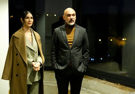 Ahu Yağtu, Kaan Çakır - Kardeşlerim - Episode 19 - Kuvat elokuvasta