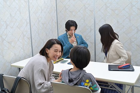 Yoshino Kimura, Tomoya Nakamura - Ishiko et Haneo dans la cour des grands - Episode 2 - Film