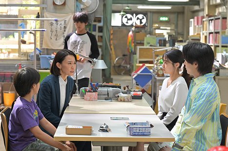 Yoshino Kimura, Kasumi Arimura, Tomoya Nakamura - Ishiko et Haneo dans la cour des grands - Episode 2 - Film