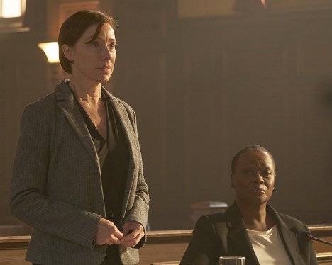 Molly Parker - Accused - Laura's Story - Filmfotos
