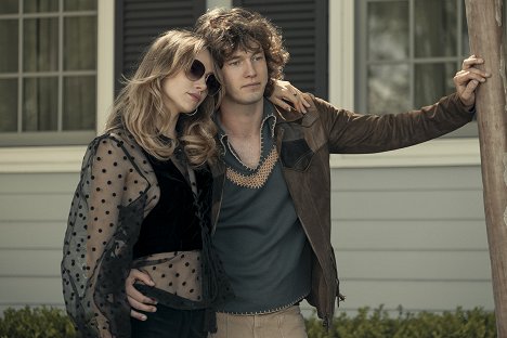 Suki Waterhouse, Will Harrison - Daisy Jones & the Six - Track 9: Feels Like the First Time - Photos