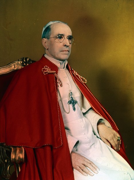 XII. Piusz pápa - Titkos vatikáni akták megnyitása: A pápa és az ördög - Filmfotók