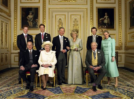 Prince Henry, duc de Sussex, Prince Philip, duc d’Édimbourg, William, prince de Galles, Élisabeth II, Roi Charles III, Camilla Parker Bowles, reine consort du Royaume-Uni - King Charles III: A New Era - Film