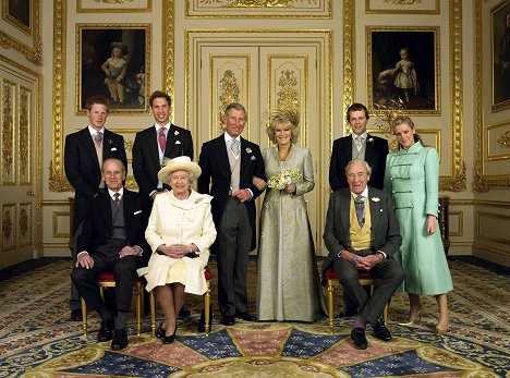 Henryk, książę Sussexu, Filip, książę Edynburga, Wilhelm, książę Walii, królowa Elżbieta II, król Karol III, Camilla, Queen Consort - King Charles III: A New Era - Z filmu