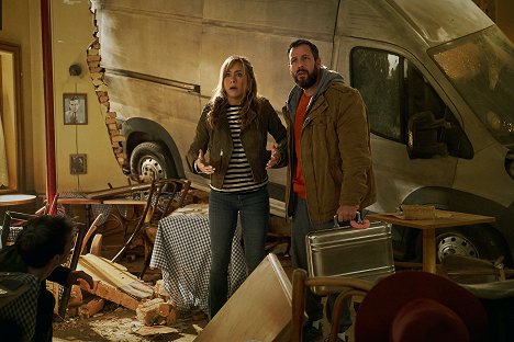 Jennifer Aniston, Adam Sandler - Murder Mystery 2 - Photos