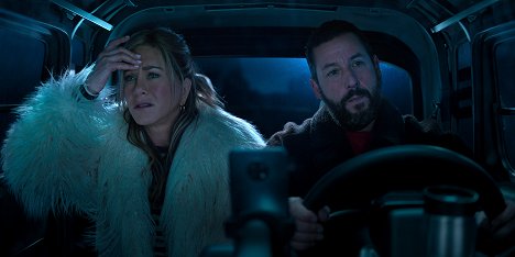 Jennifer Aniston, Adam Sandler - Murder Mystery 2 - Van film