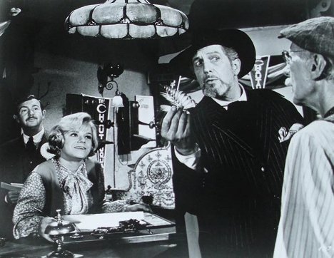 Nicole Jaffe, Vincent Price - The Trouble with Girls - Photos