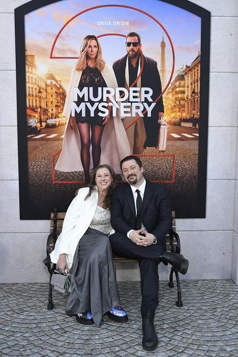Netflix Premiere of Murder Mystery 2 on March 28, 2023 in Los Angeles, California - James Vanderbilt - Vražda v Paříži - Z akcií