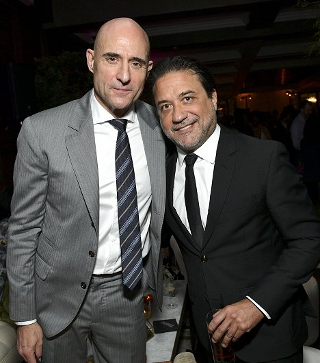 Netflix Premiere of Murder Mystery 2 on March 28, 2023 in Los Angeles, California - Mark Strong, Enrique Arce - Murder Mystery 2 - Événements