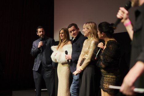Paris Special Screening - Adam Sandler, Jennifer Aniston, Dany Boon - Murder Mystery 2 - Events