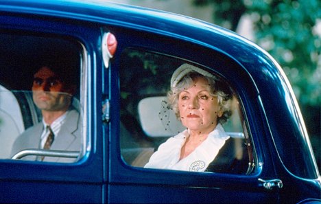 Odette Laure - Maigret - Maigret és az idős hölgy - Filmfotók