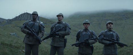 Gershwyn Eustache Jnr, Ebon Moss-Bachrach, Alex Lawther, Diego Luna - Andor - Silmä - Kuvat elokuvasta