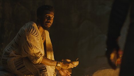 Nyambi Nyambi - Titanes - Dude, Where's My Gar? - De la película