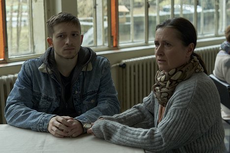 Filip František Červenka, Dana Černá - Případy mimořádné Marty - Křížový steh - Film